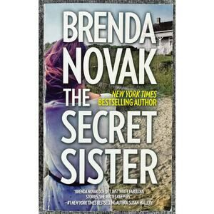 The Secret Sister by Brenda Novak (Paperback)